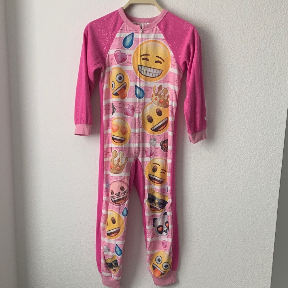 Playful Emoji Pink Kids Footie
